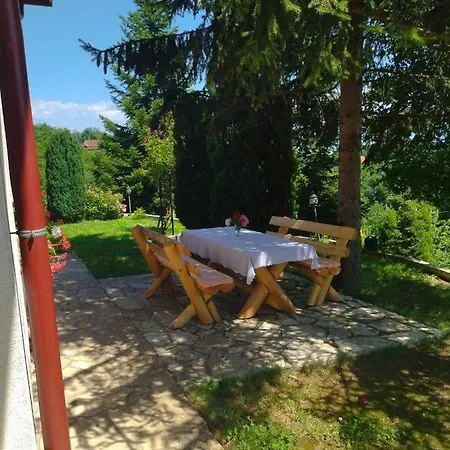 Kakrinje 아파트 Gladno Polje